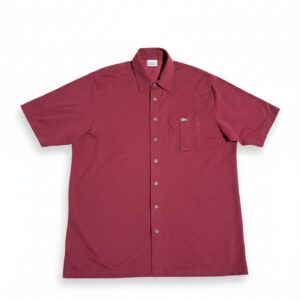 Camisa Lacoste Manga Corta Vintage Granate – Button-Up Streetwear